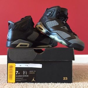 Jordan 6 "cool grey" size 7y